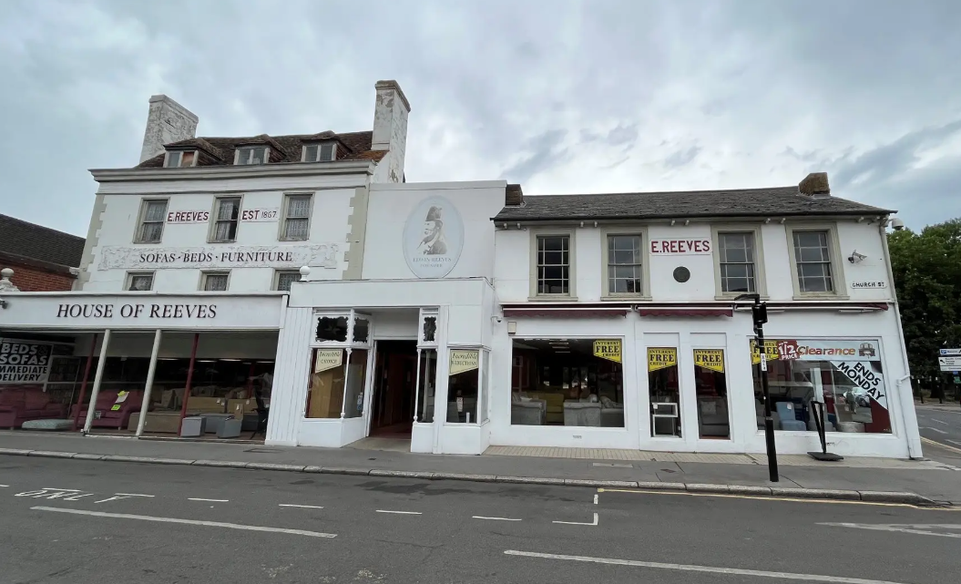 house of reeves store