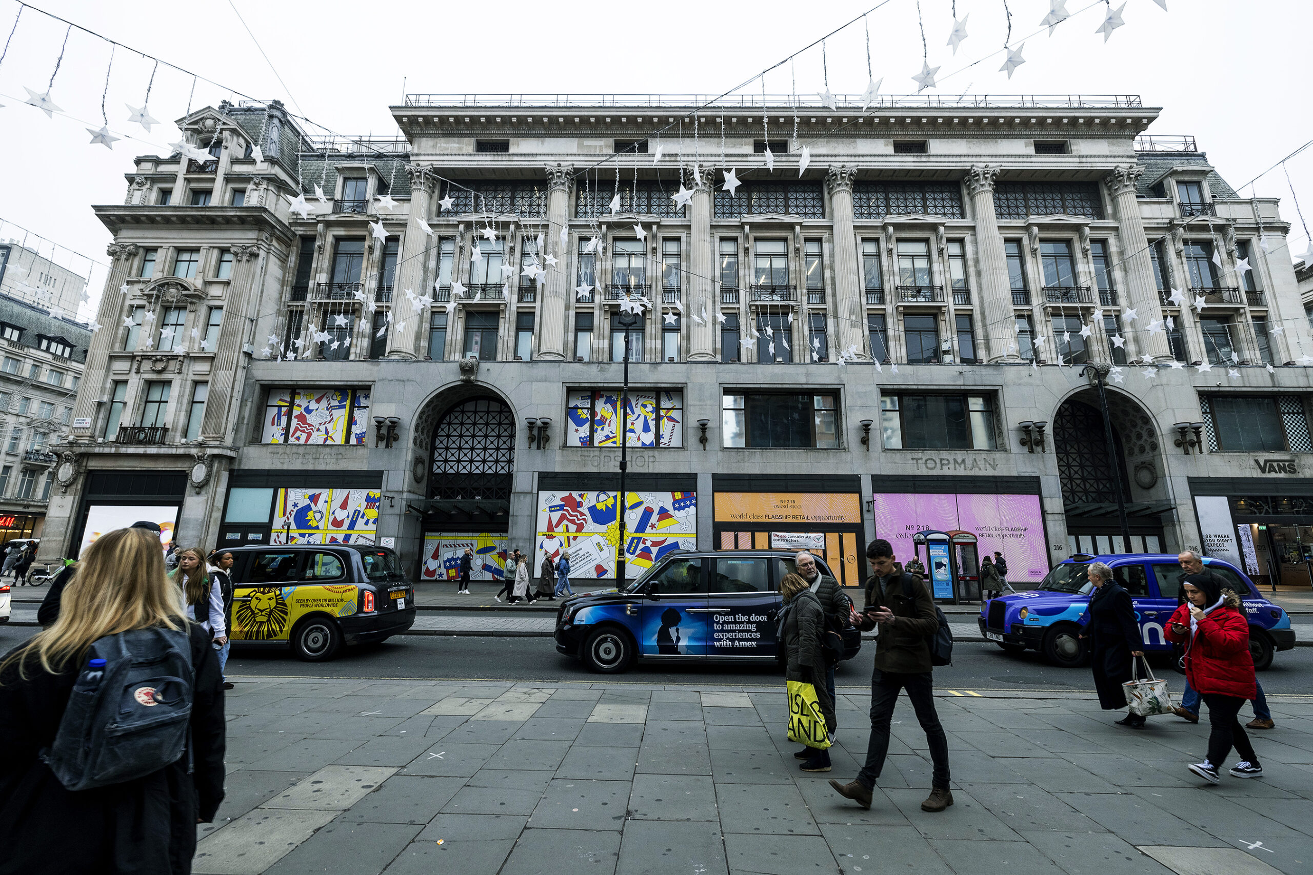 Pre Launch pics IKEA Oxford Circus

44241
exterior


© Vicki Couchman Photographer
07957226911
vickicouchman.com