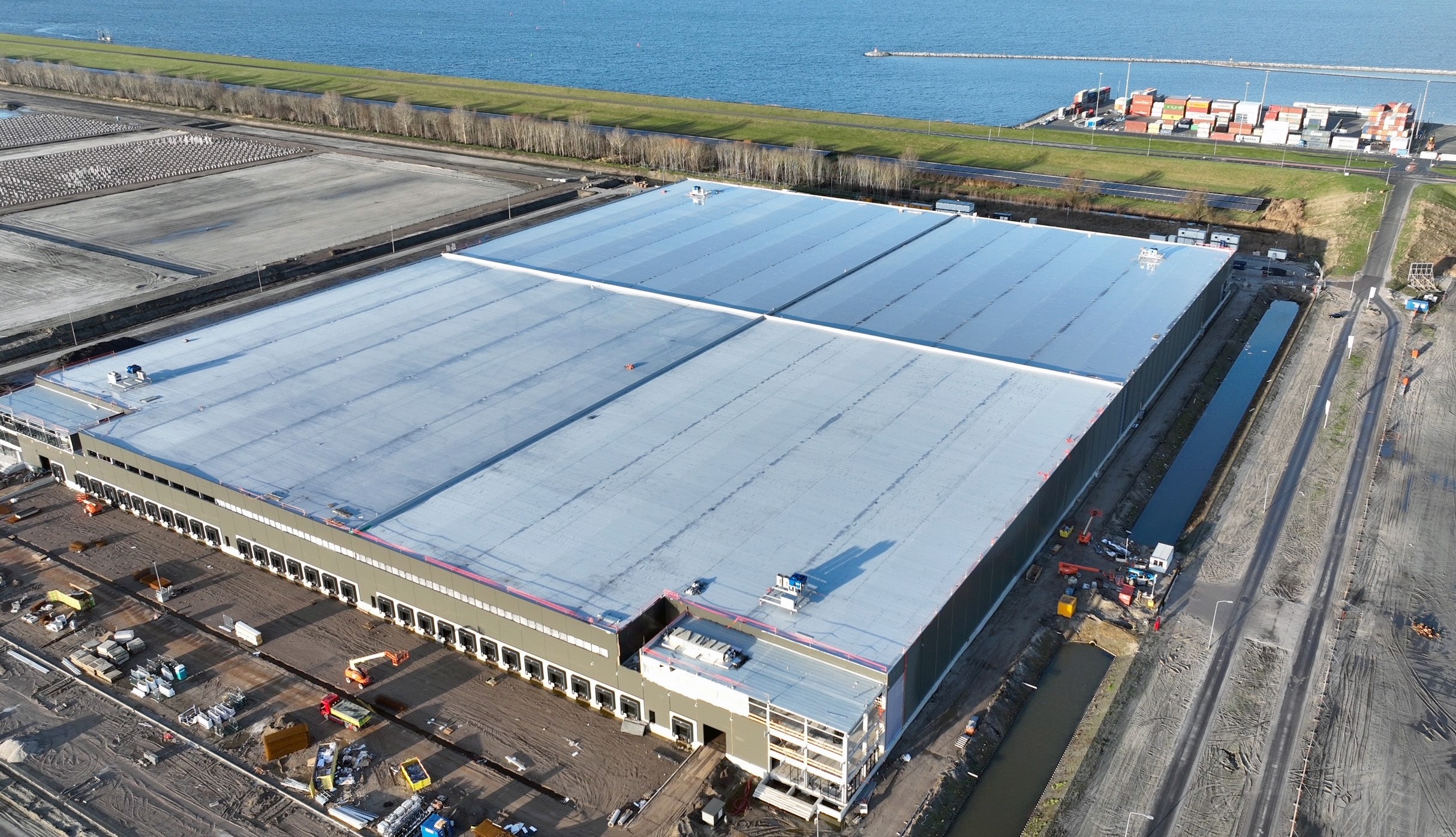 The temporary distribution centre jysk